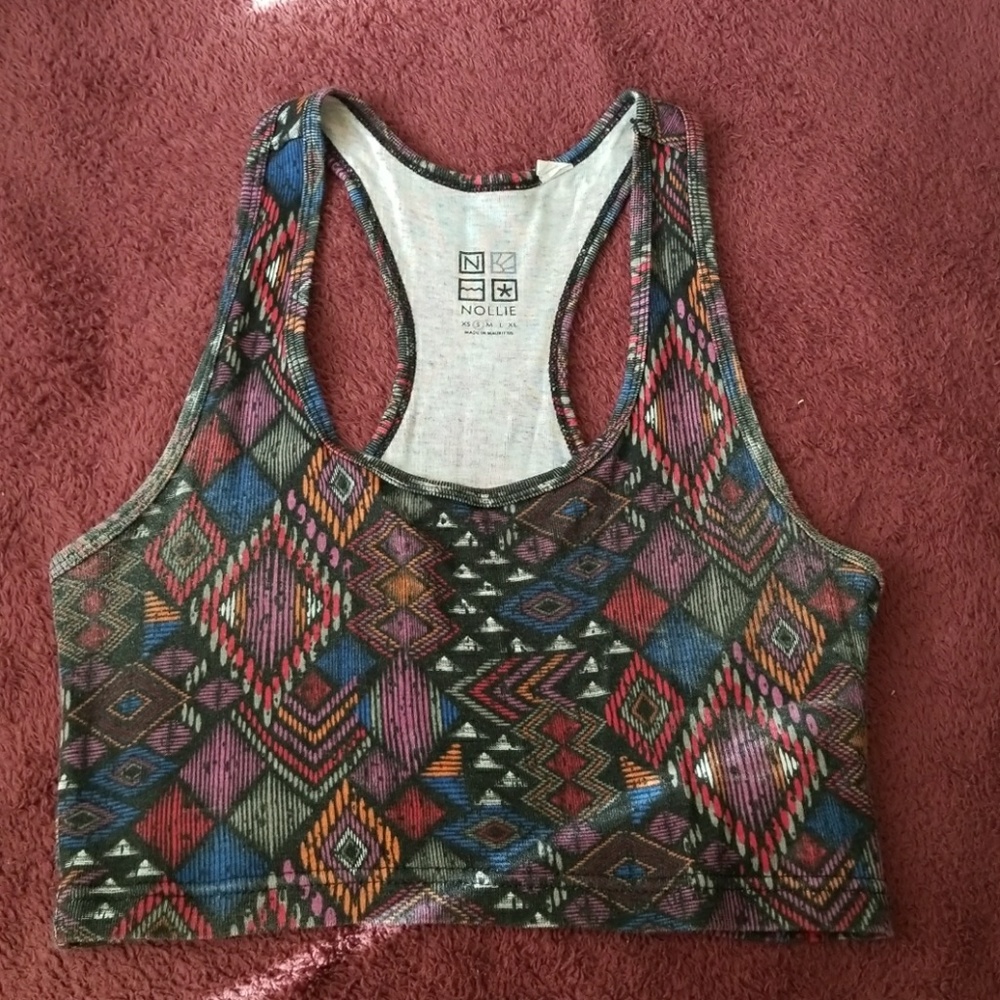 Crop top with designs